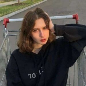 Meet your Posher, Lopez